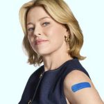 How 'Hunger Games' Star Elizabeth Banks Prioritizes Health in Her 50s