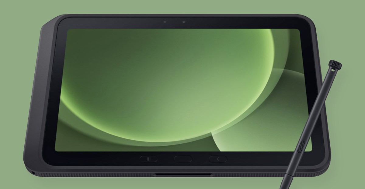 You can hot swap the battery on Samsung’s new rugged Galaxy Tab Active5 Pro tablet