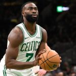 Knicks vs. Celtics odds, prediction, start time: 2025 NBA playoff picks, Game 5 best bets by proven model