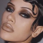 5 Coachella Makeup Ideas Ranging From Soft Grunge to Desert Chic