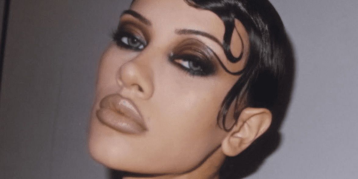 5 Coachella Makeup Ideas Ranging From Soft Grunge to Desert Chic