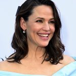 6 Jennifer Garner-Used Beauty and Style Products, From $17