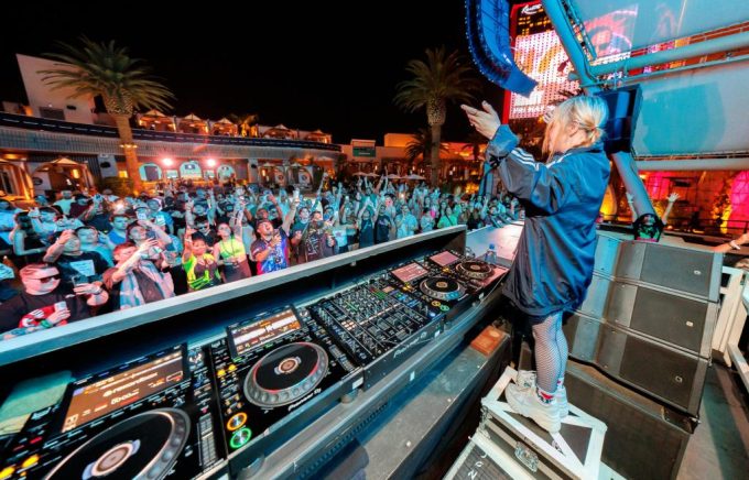 Alison Wonderland Takes Fans Down Rabbit Hole at White Claw Sessions