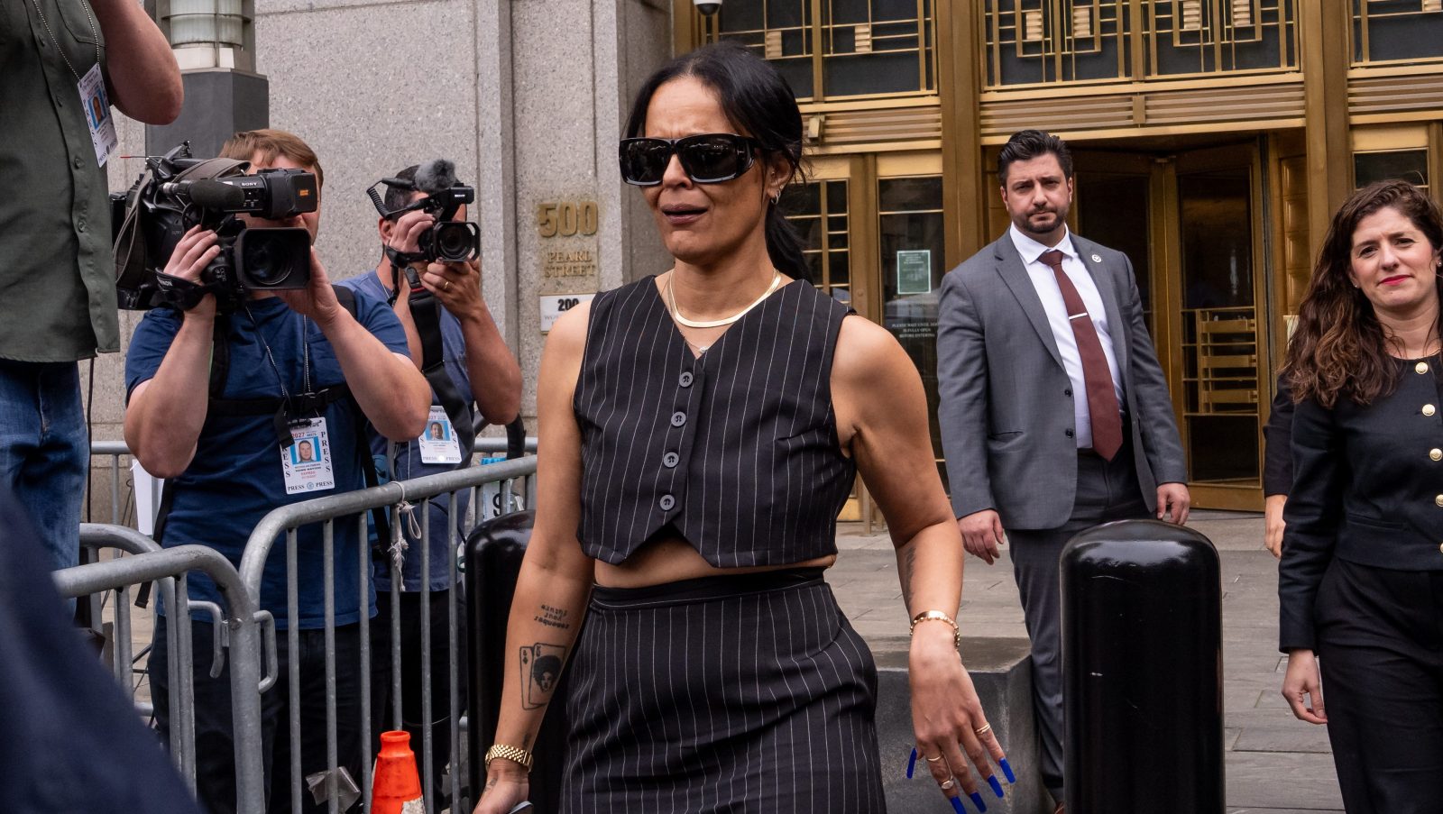 All About Diddy’s Former Assistant – Hollywood Life