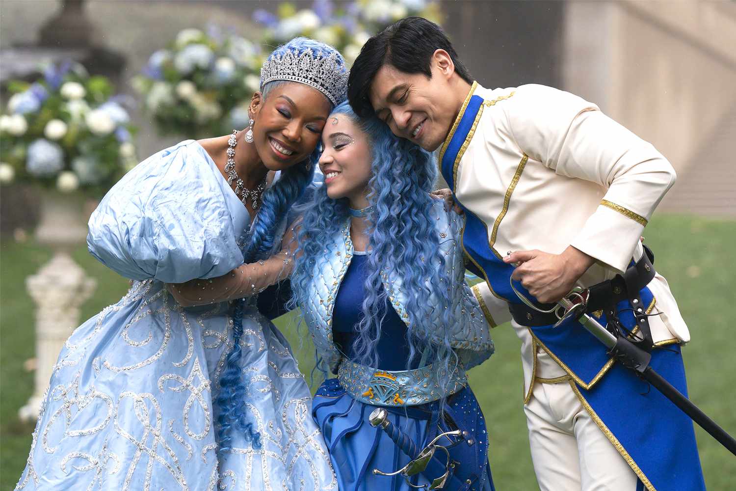 Brandy Is Back! Singer Returns as Cinderella for 'Descendants 5'