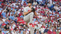 Cardinals extend MLB-best winning streak to nine games with 3-2 victory over Phillies