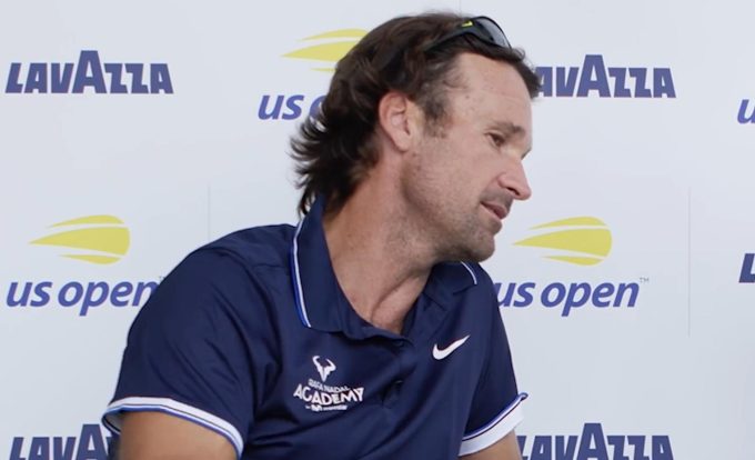 Carlos Moya silences rumors: 'I'm not Jannik Sinner's new coach'