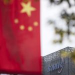 China’s Top Chipmaker SMIC Plunges After Projecting Lower Sales