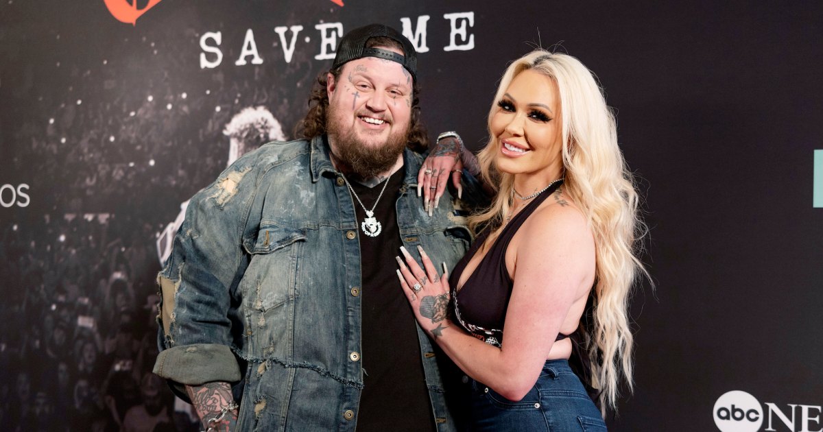Country Singer Jelly Roll and Wife Bunnie XO’s Relationship Timeline