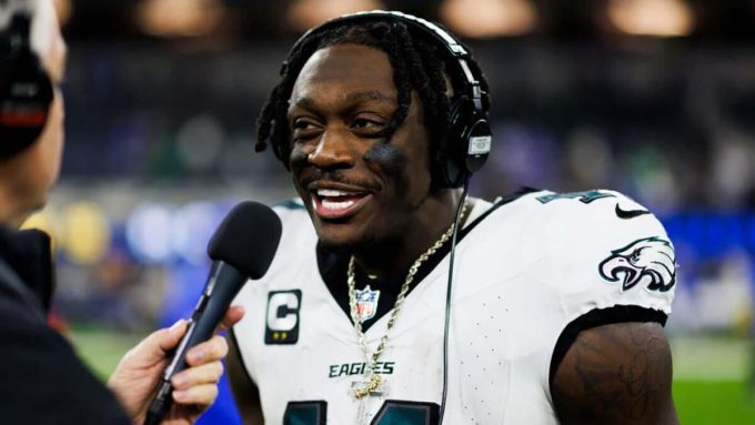 Eagles' A.J. Brown has muted response to 'Tush Push' potentially being banned: 'It's only one yard'