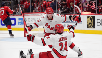 Hurricanes rely on poise, experience in Game 5 victory