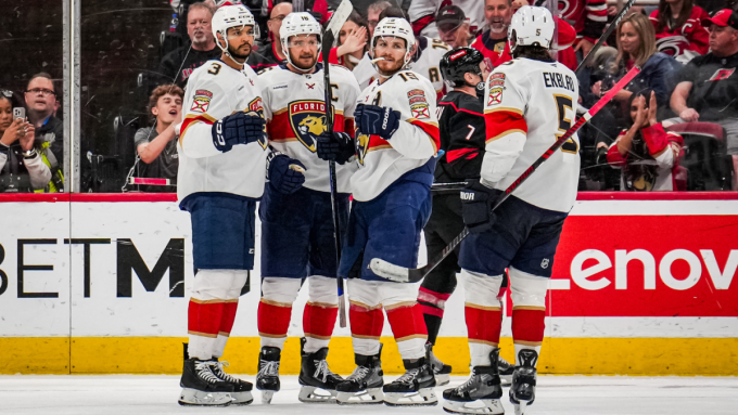 Hurricanes vs. Panthers scores, schedule, odds: Florida posts shutout in dominant Game 2 win, takes 2-0 lead