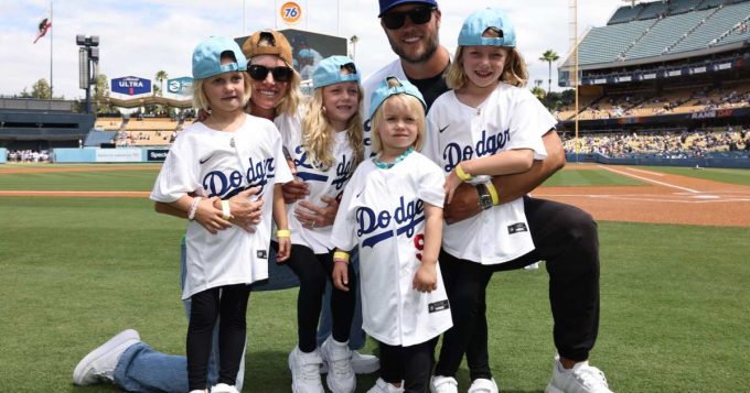Kelly Stafford's Candid Take on Flying to London With 4 Kids