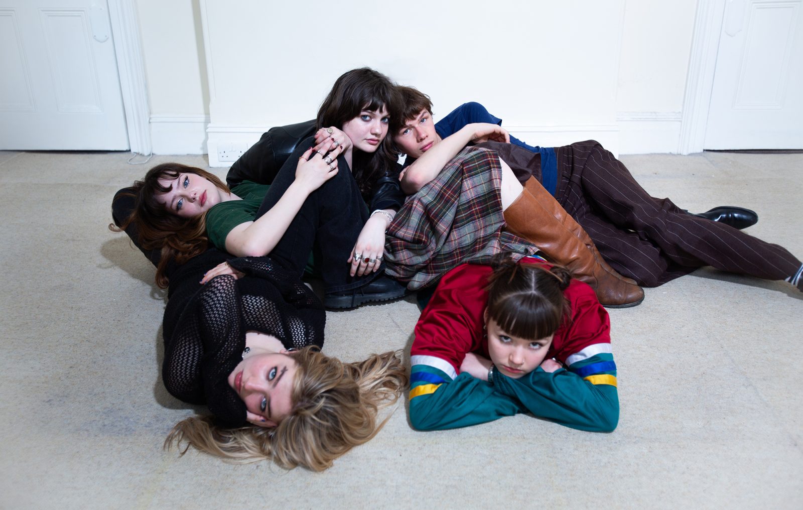 Listen to Man/Woman/Chainsaw's roaring new single 'MadDog'