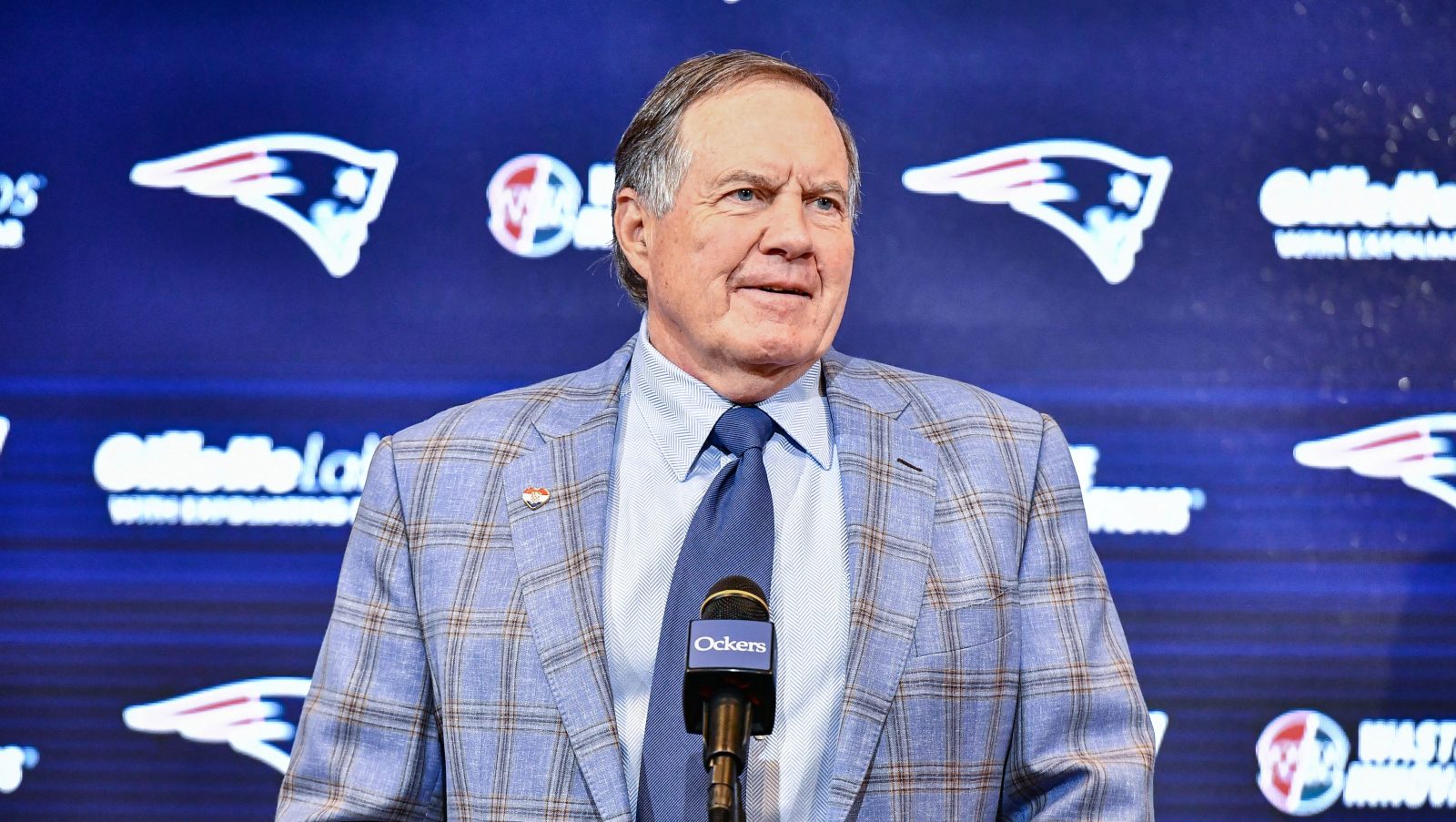 Meet His Sons & Daughter – Hollywood Life