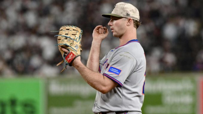 Mets' Pete Alonso says throwing error that extended eighth inning vs. Yankees 'is on me'