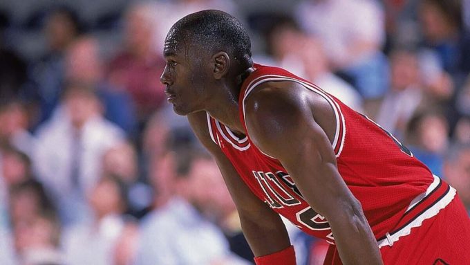 Michael Jordan's jersey, shorts from 1992-93 season sell for $2.6 million at auction