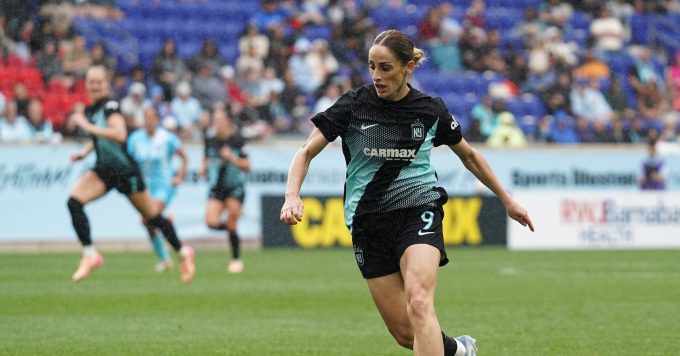 NWSL top scorer Gonzalez signs contract extension with Gotham FC