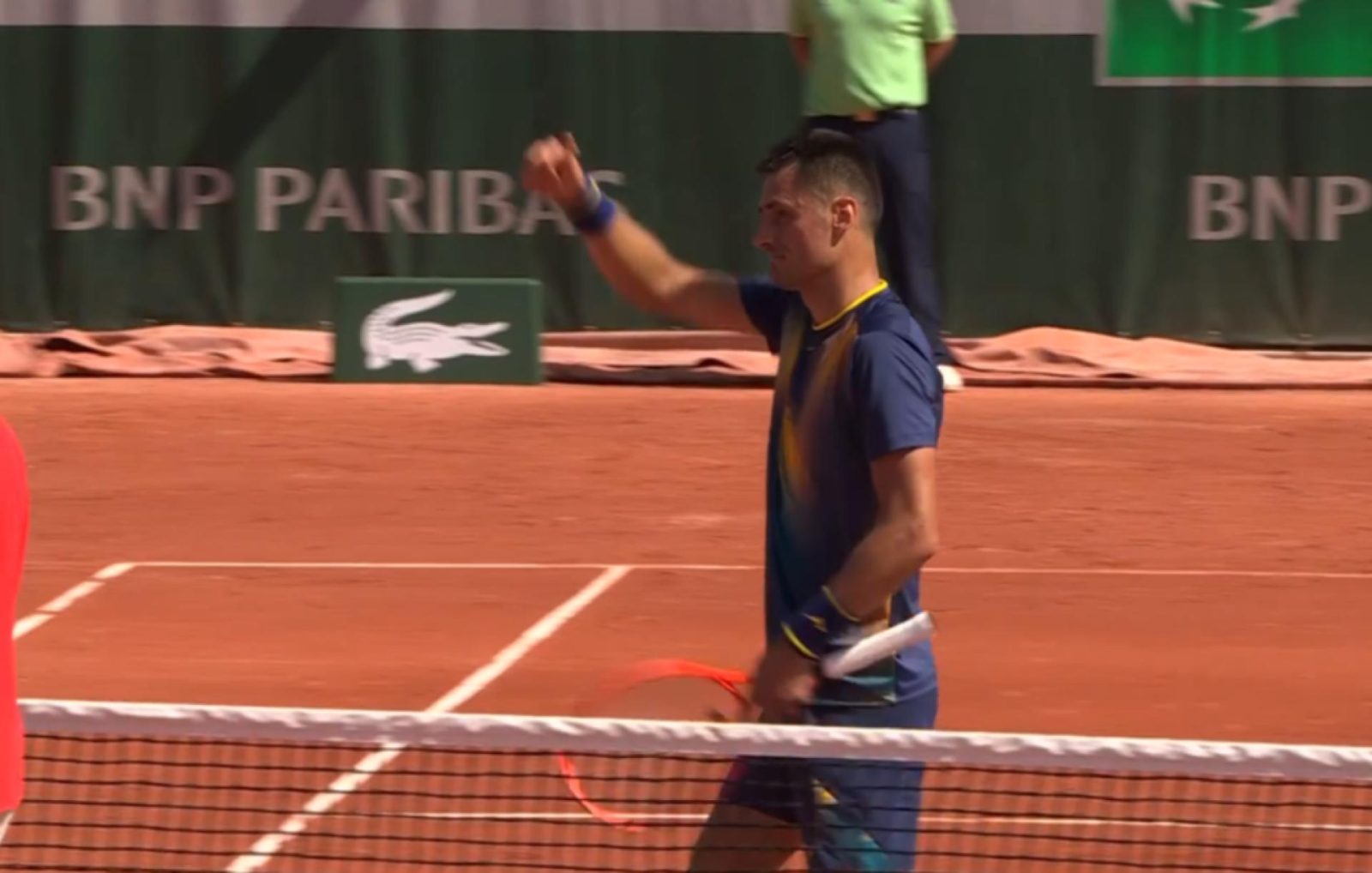 Roland Garros: Bernard Tomic wins his first match in Paris since 2018