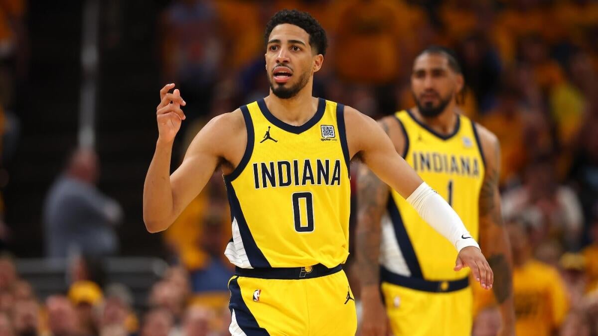 Tyrese Haliburton's father, John, allowed back at Game 4 of Knicks-Pacers after Giannis confrontation
