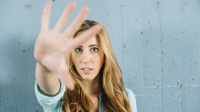 Use this 5-word phrase to 'shut down rude behavior': Public speaking expert