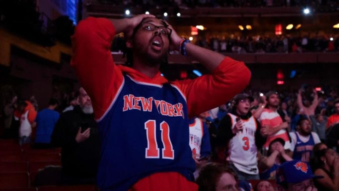 WATCH: Knicks fans go from jubilation to silence during Tyrese Haliburton's buzzer-beater at watch party