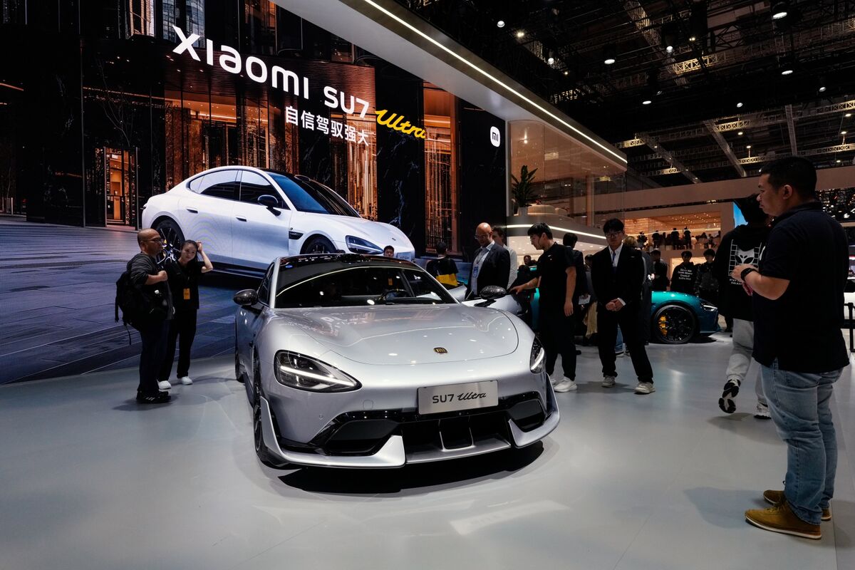 Xiaomi Shares Drop as Consumers Complain About Marketing of EVs