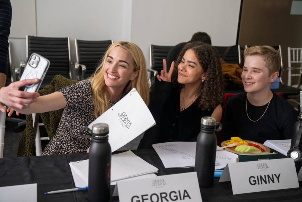 Ginny & Georgia. (L to R) Brianne Howey as Georgia, Antonia Gentry as Ginny, Diesel La Torraca as Austin Miller at the Ginny & Georgia Season 3 Table Read. Cr. Amanda Matlovich/Netflix © 2024