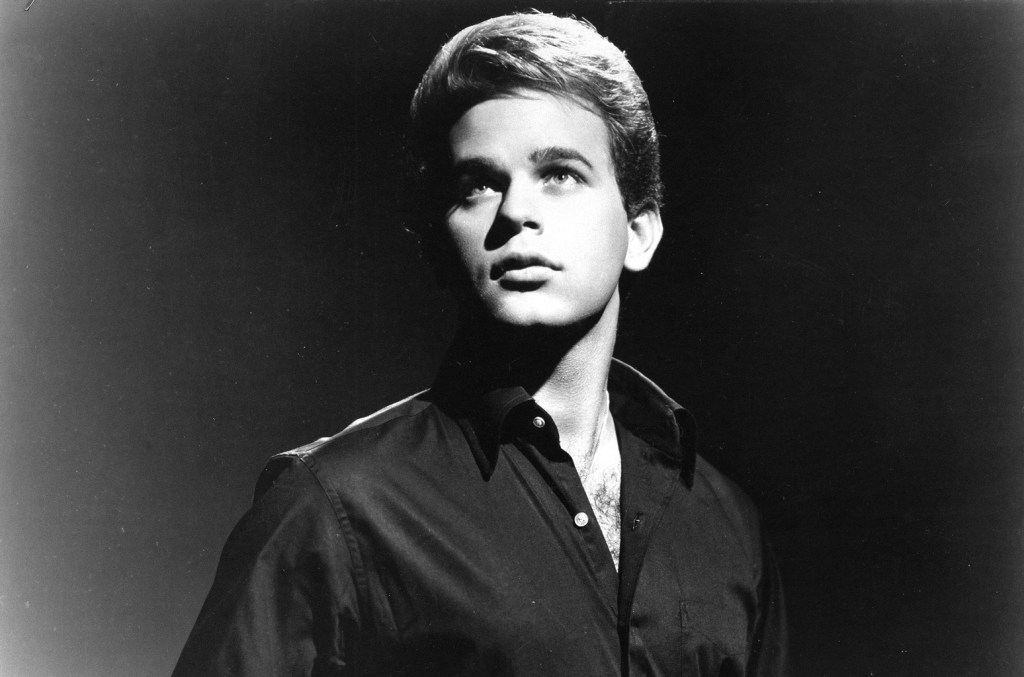 'Lightnin' Strikes' Singer & Teen Idol Dies at 82