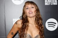 Miley Cyrus Set for Spotify Billions Club Live Show in Paris