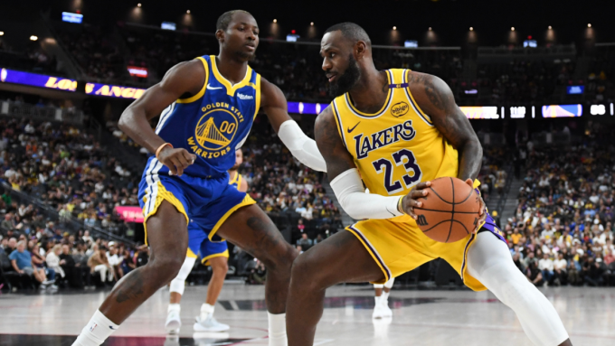 NBA free agency: Live updates, trade rumors, news with eyes on Lakers, LeBron James, Warriors, Celtics, more