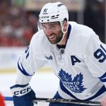 NHL free agency tracker: Maple Leafs re-sign John Tavares, Jonathan Toews to sign with Jets