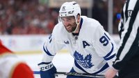 NHL free agency tracker: Maple Leafs re-sign John Tavares, Jonathan Toews to sign with Jets