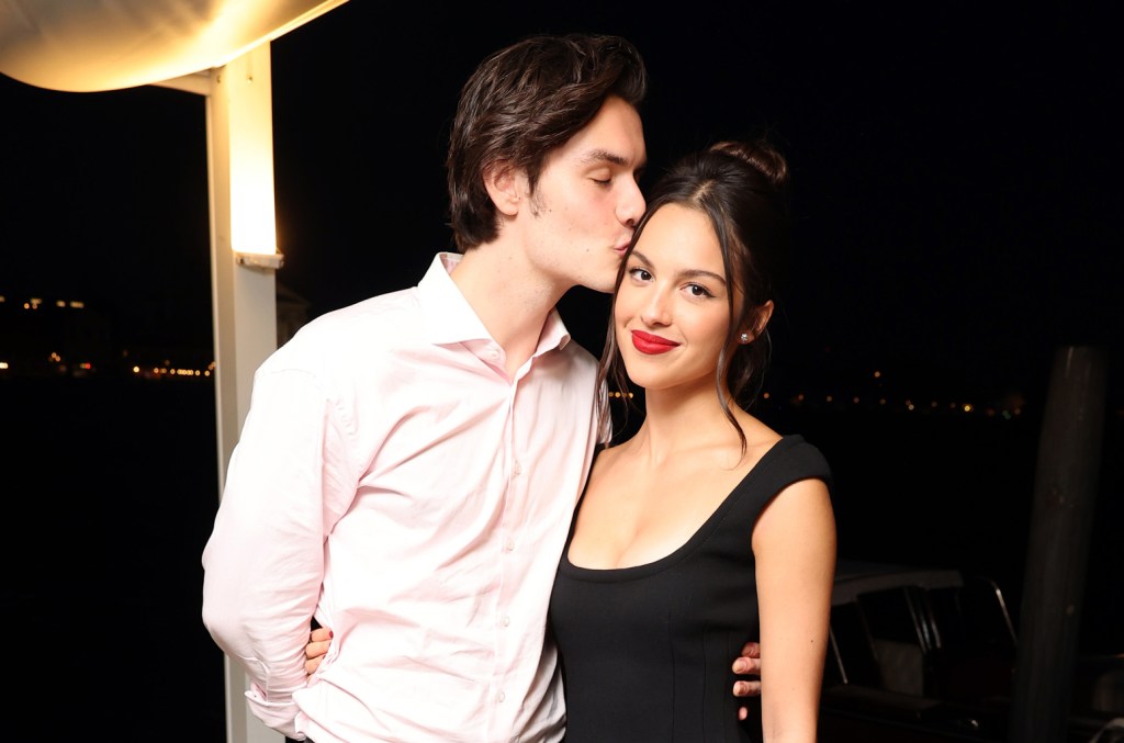 Olivia Rodrigo's Boyfriend Louis Partridge Praises Her Glastonbury Set