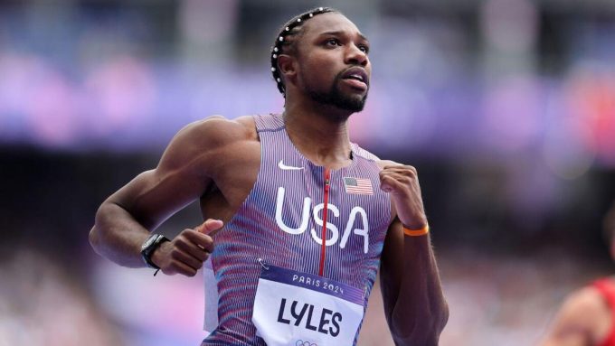 Olympic gold medalist Noah Lyles calls off 100-meter race against Dolphins' Tyreek Hill for 'personal reasons'