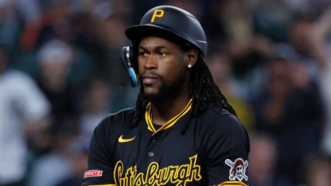 Pirates' Oneil Cruz benched over 'energy and effort' after forgetting how many outs there were