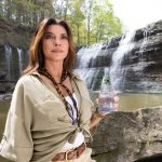 Shania Twain Featured in New Clearly Canadian Beverage Campaign
