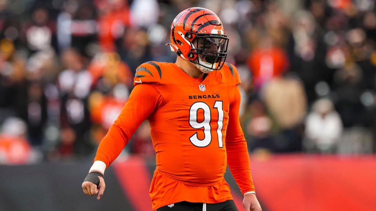 Bengals owner discusses Trey Hendrickson contract situation, hopes to get a deal done 'the sooner the better'