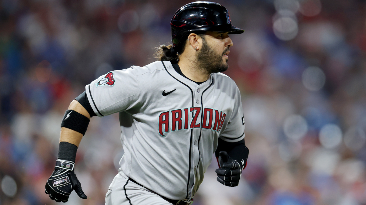 Eugenio Suárez injury update: Tests clean on top MLB trade deadline candidate after getting hit on hand