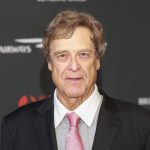 His Weight Loss, Past Alcoholism & More – Hollywood Life