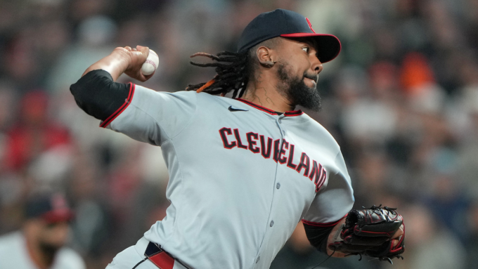 How Emmanuel Clase gambling investigation impacts MLB trade deadline, All-Star's future and Guardians' outlook