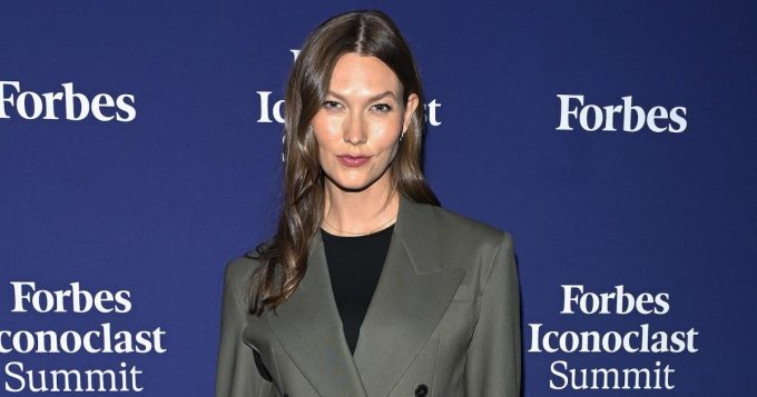 How Karlie Kloss Turned Airline Credits Into $10,000 Savings