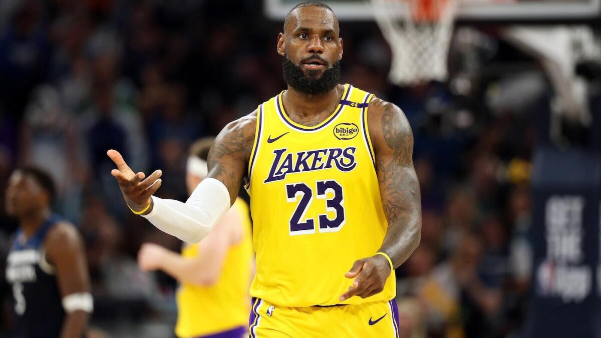 LeBron James trade rumors: Lakers superstar has not discussed leaving, buyout scenarios with team