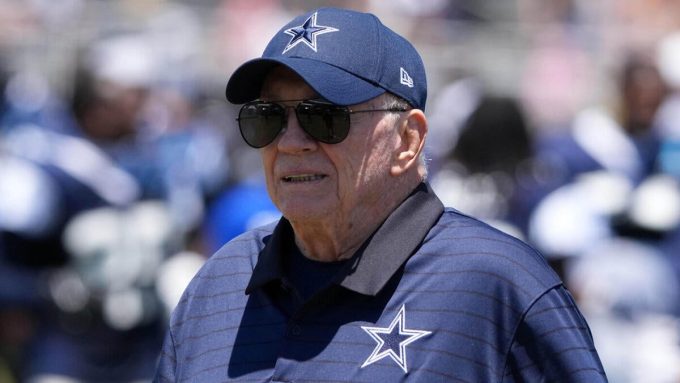 Agent's Take: How Cowboys' Micah Parsons innocently fueled contract dispute with Jerry Jones