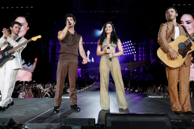 Demi Lovato Says Jonas Brothers MetLife Reunion Was 'Healing'