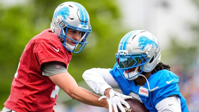 DraftKings reveals NFL promo 2025: Get over $200 off NFL Sunday Ticket + $200 bonus bets instantly