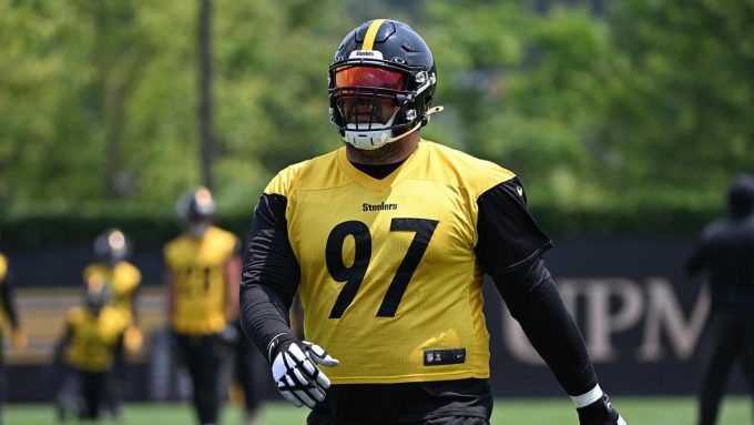 Steelers' Cameron Heyward returns to practice after hold-in, remains in search of new contract