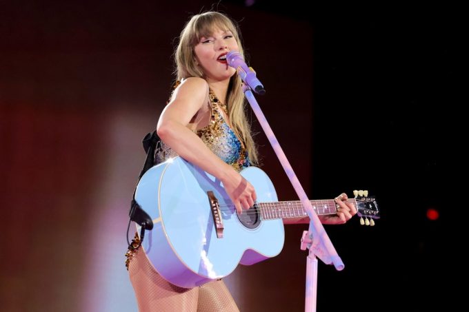 Taylor Swift's New Album 'Life of a Showgirl' Announced: Fans React