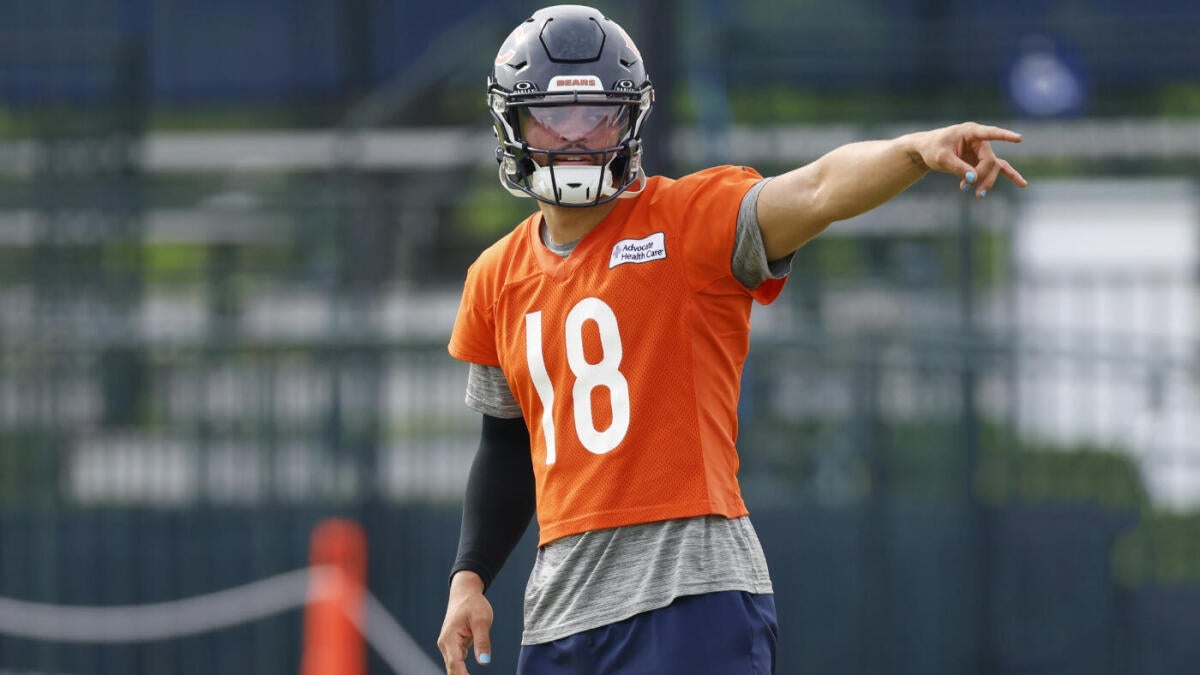 Why Caleb Williams has heavier preseason workload than other starting QBs, Bears coach Ben Johnson explains