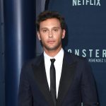 5 Things About the Actor Who Played Erik Menendez – Hollywood Life